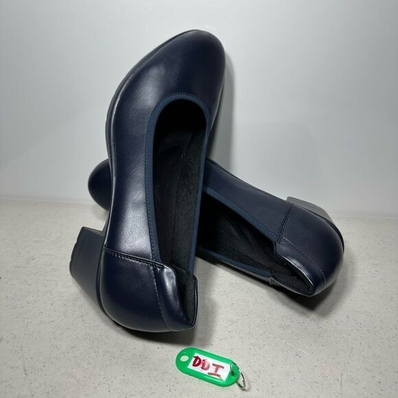 Dream Paris Edena Chunky Low Block Heel Pumps in Navy, Size 11 - Picture 1 of 6